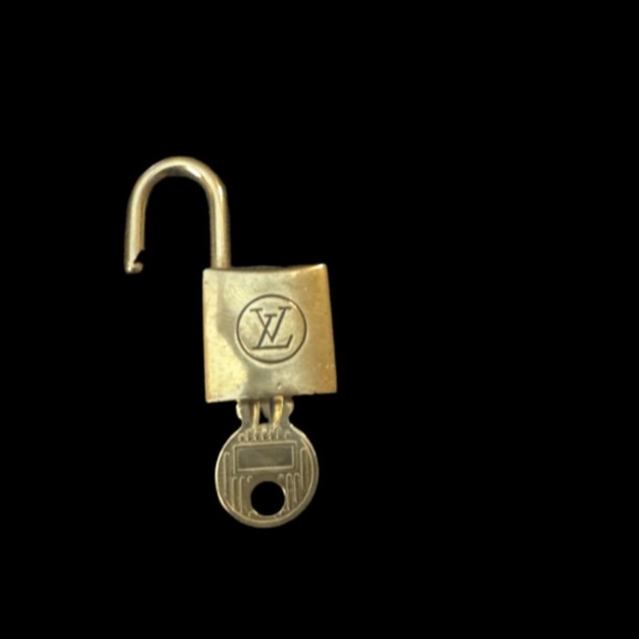 Authentic Louis Vuitton Padlock & Key Set - Picture 5 of 6